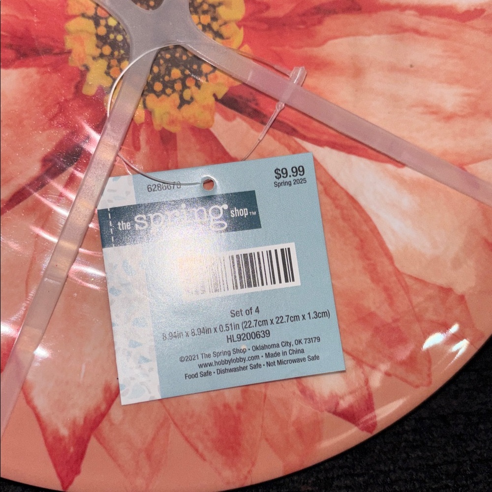 Melamine Spring Plates 8 Piece - Picture 3 of 6